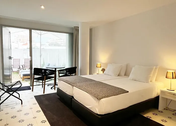 منزل للإقامة Signature *